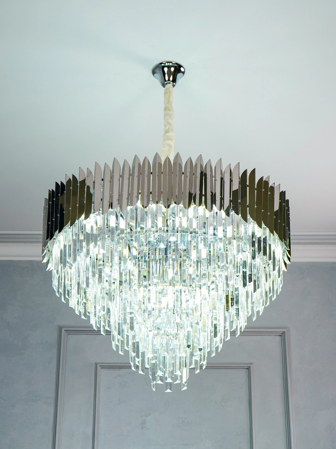 Qandil,4 rangda,10 o'lchamda,balandligi sozlanadigan, yotoqxona, zal,ofis uchun lyustra,