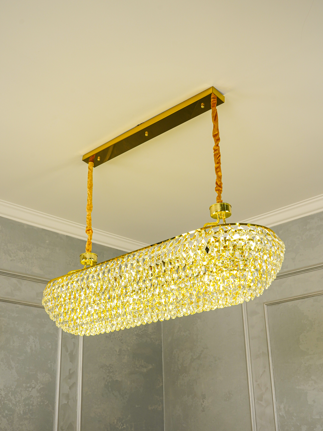 Osma qandil,kristall,balandligi sozlanadigan,2 xil shaklda:dumaloq va oval, asos turi E14