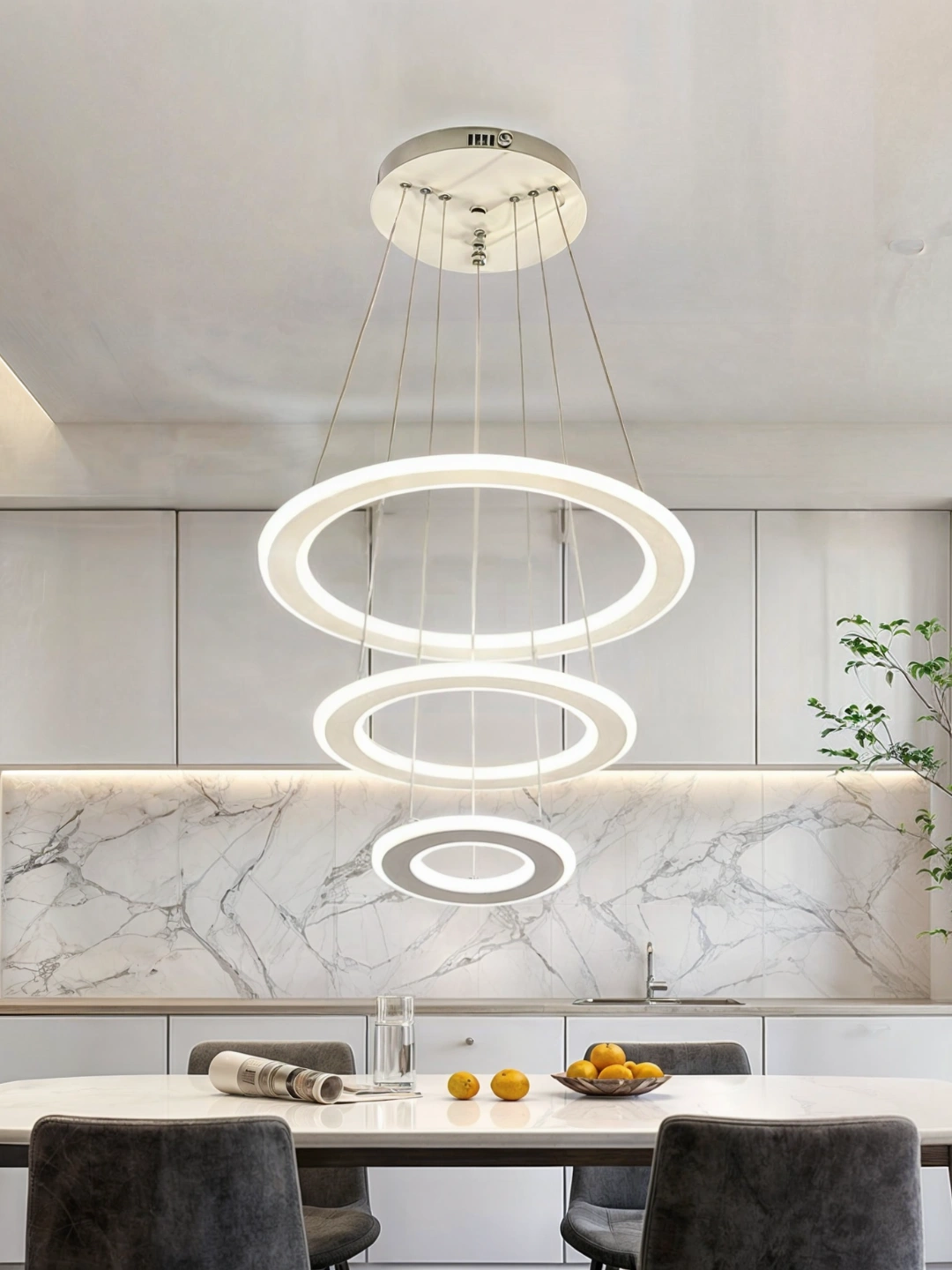 Qandil, 2 xil shakl, 2 xil rang, 3 xil yonush rejimiga ega, uy va ofis uchun lyustra