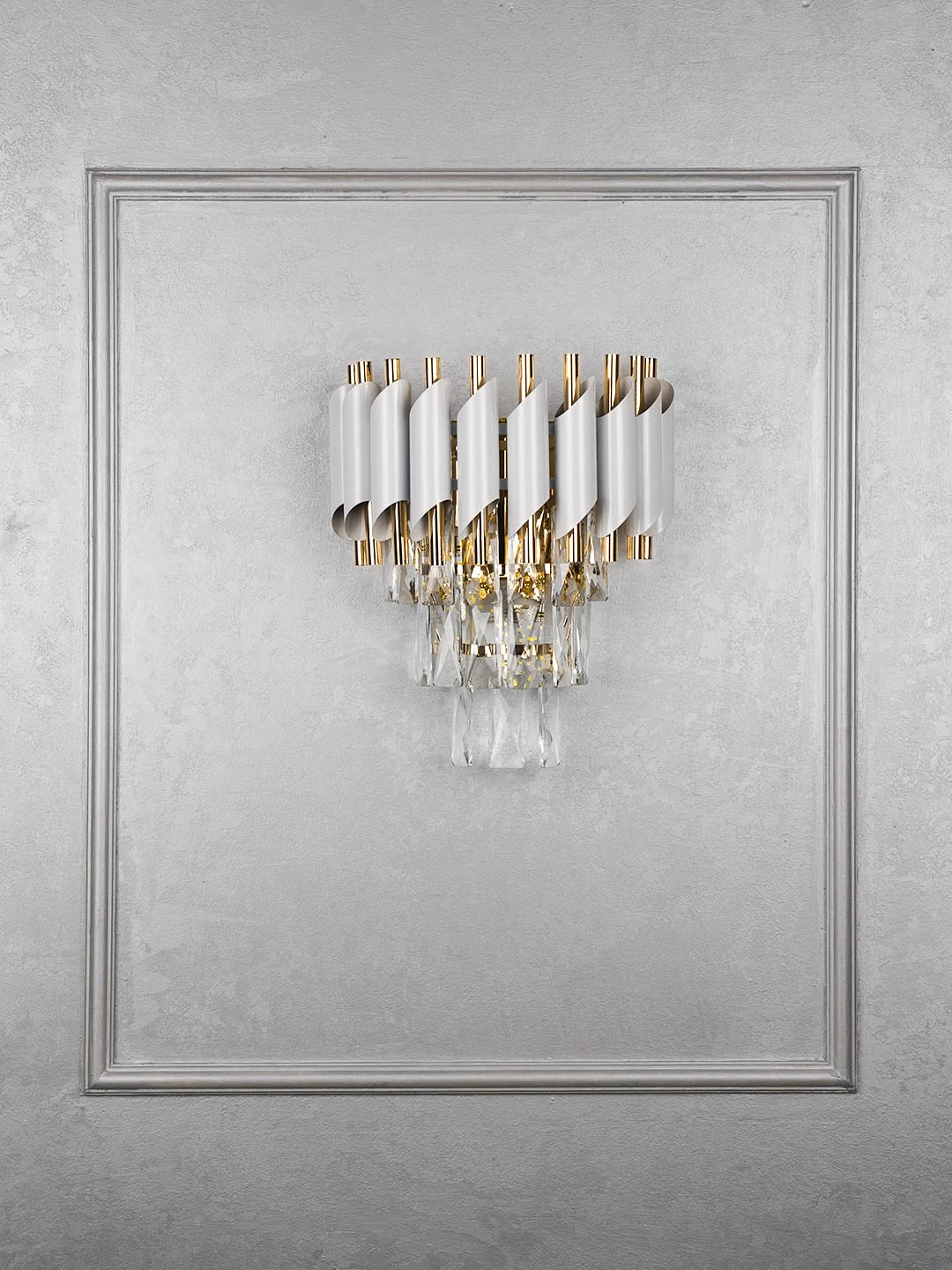 Bra, kristall toshli devor chirog'i, 2 ta rang, o'lchami 25 * 30 sm